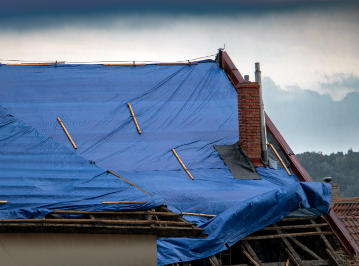 couverture-toiture-provisoire mise hors d'eau suite infiltration